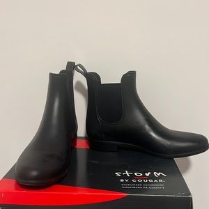 Chelsea Black Rainboots
